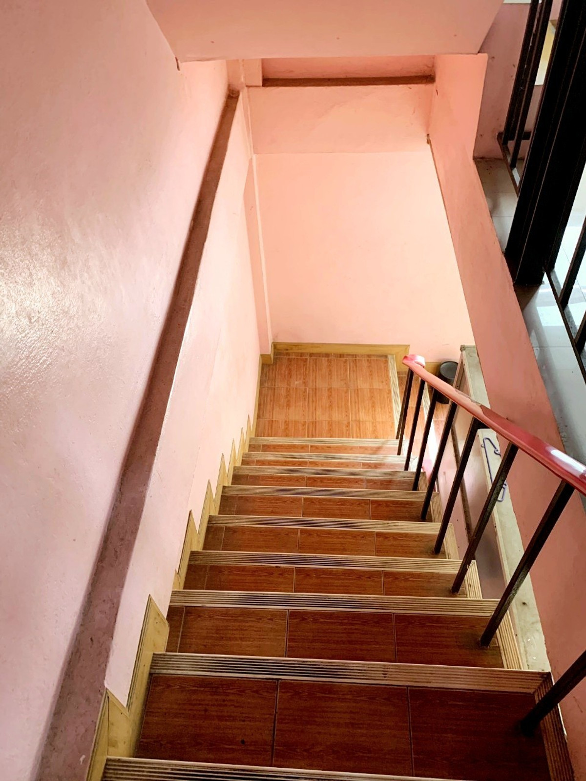 ขายอาคารพาณิชย์ท่าพระ ตลาดพลู วุฒากาศ : 87985 - ขาย อาคารพาณิชย์ 3 ชั้น 20 ตร.ว. ซอย วุฒากาศ 53 แยก 3