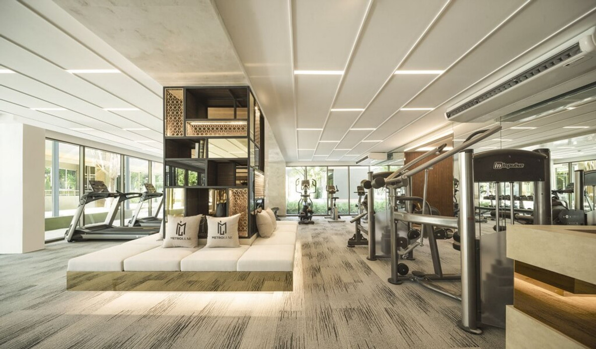 For SaleCondoRatchadapisek, Huaikwang, Suttisan : ✨ For Sale: Metro Luxe Ratchada Condo ✨ 💰 Only 2,650,000 THB