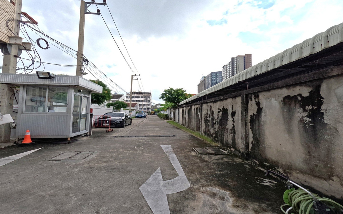 ขายคอนโดวงเวียนใหญ่ เจริญนคร : 🏙️ ขายคอนโด The Viva Condo Sathorn–Taksin ใกล้ BTS วงเวียนใหญ่ เพียง 200 เมตร  ราคาพิเศษกว่าตลาด และต่ำกว่าราคาประเมิน! อยู่เองก็คุ้ม ปล่อยเช่าก็ได้ Yield สูง