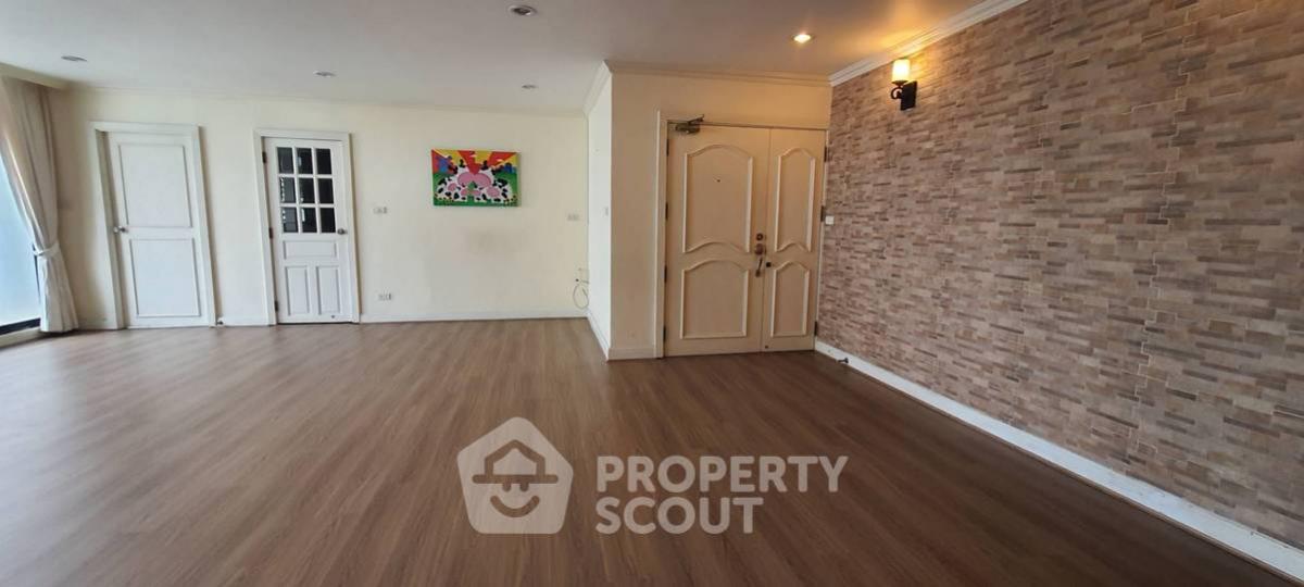 For RentCondoSukhumvit, Asoke, Thonglor : 2-BR Condo at Sukhumvit Casa Condominium near BTS Asok