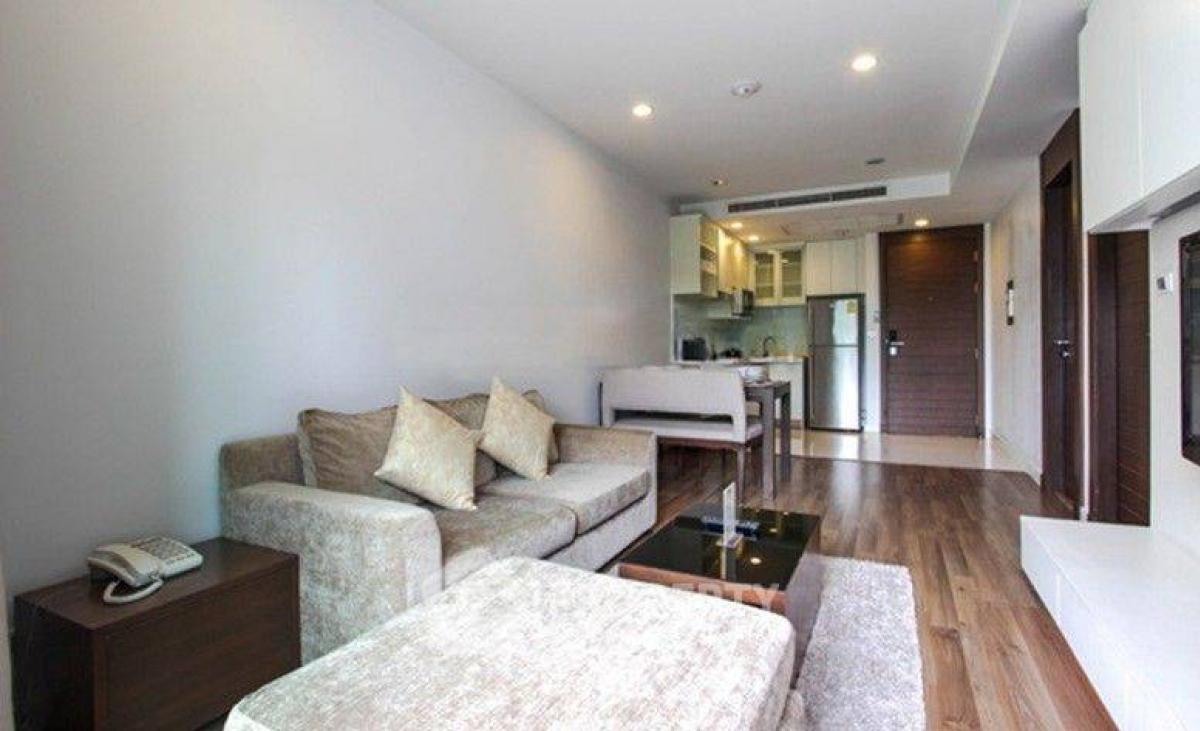 For RentCondoSathorn, Narathiwat : 1-BR Serviced Apt. near BTS Surasak