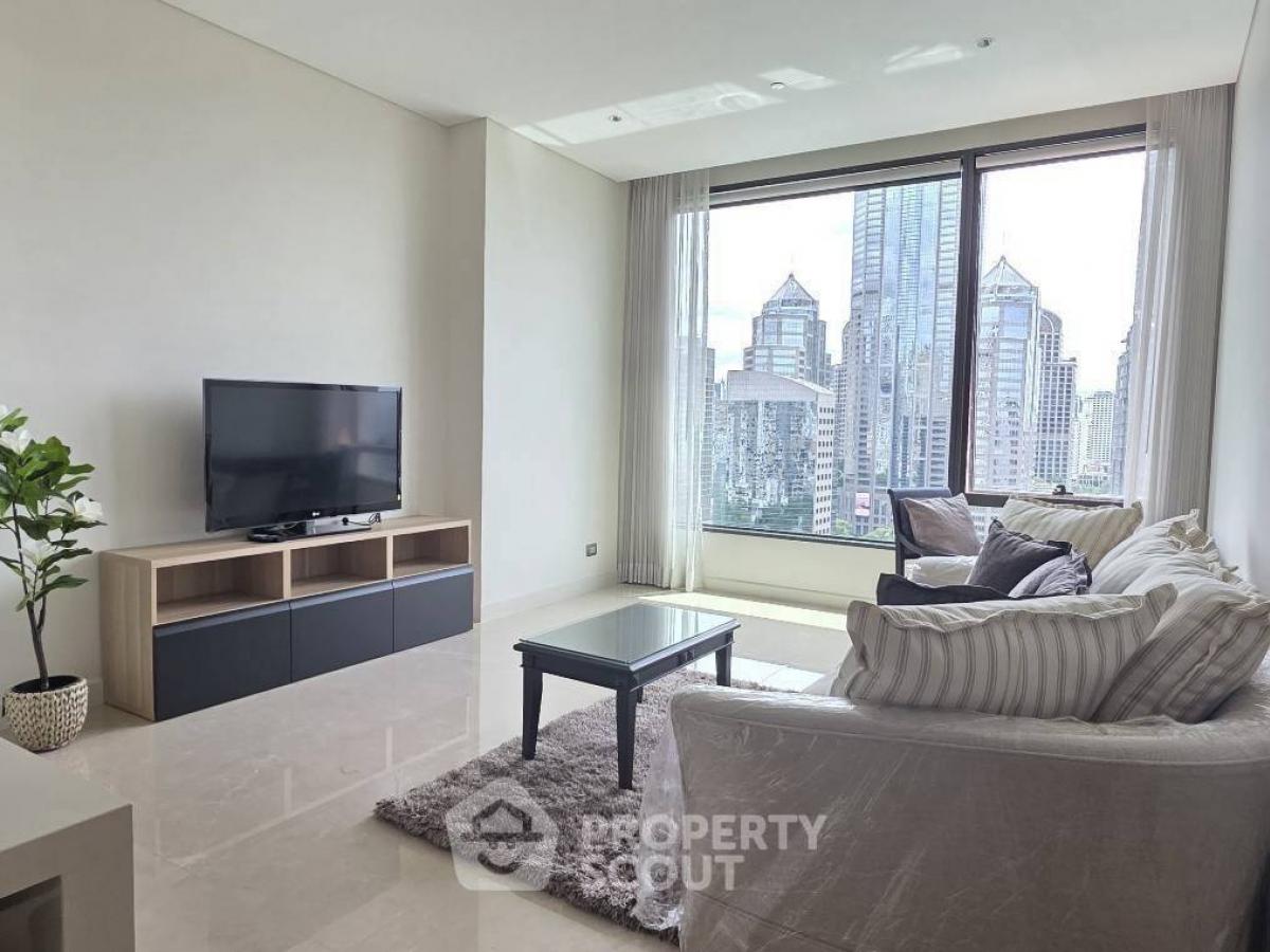 For RentCondoWitthayu, Chidlom, Langsuan, Ploenchit : 1-BR Condo at Sindhorn Residence near BTS Ratchadamri