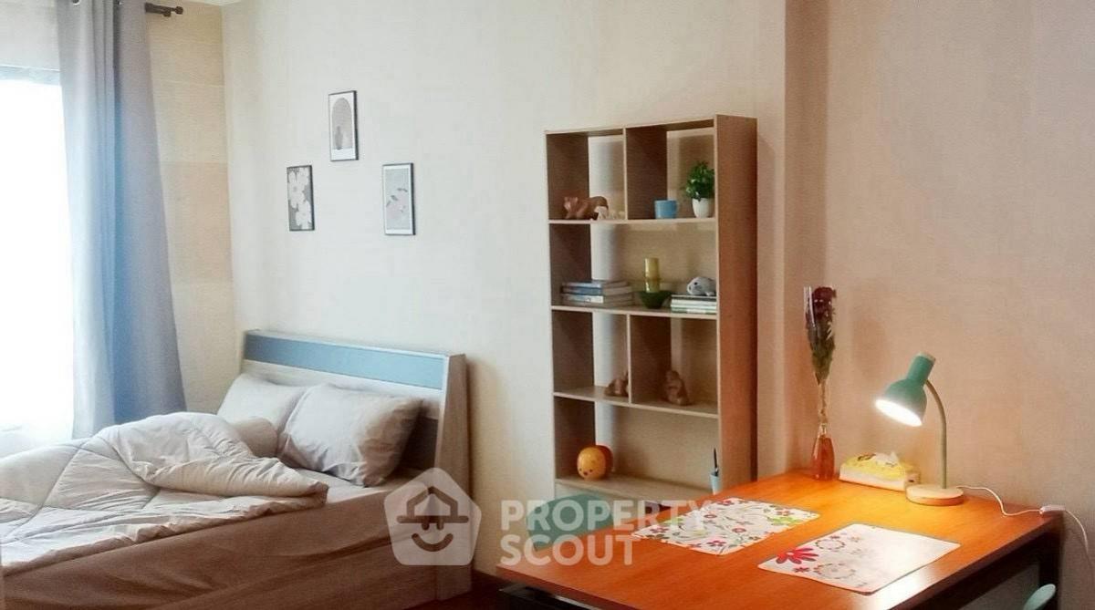 ให้เช่าคอนโดพระราม 9 เพชรบุรีตัดใหม่ RCA : คอนโด 1-ห้องนอน ที่ ไลฟ์ อโศก ใกล้ ARL มักกะสัน