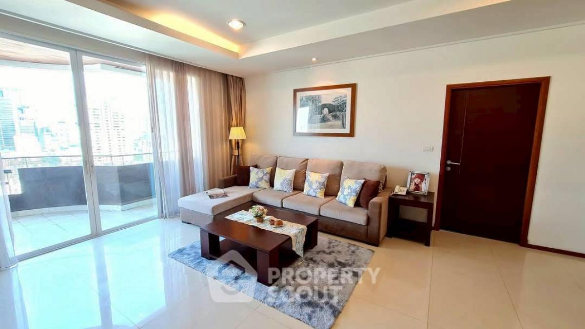 ให้เช่าคอนโดสุขุมวิท อโศก ทองหล่อ : เซอร์วิสอพาร์ทเมนท์ 3-ห้องนอน ใกล้ BTS พร้อมพงษ์