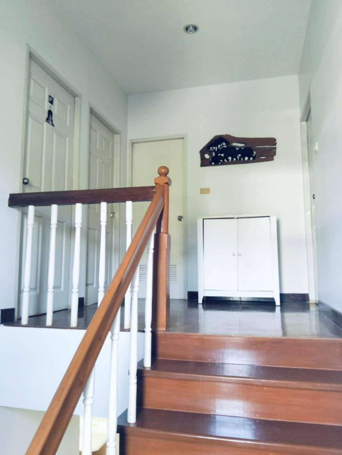 บ้านเชียงใหม่ : 92173 - ขาย/ให้เช่าบ้านเดี่ยว 2 ชั้น บ้านสวย ทำเลดี ราคาคุ้มค่าในย่านนี้! บรรยากาศร่มรื่นย์ น่าอยู่สุดๆ! โครงการกาญจน์กนกวิลล์ 2 สันทราย เชียงใหม่