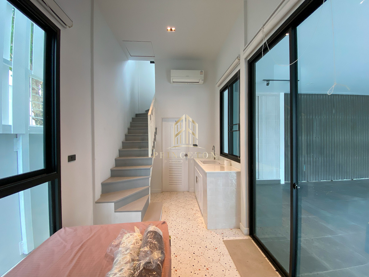 HousePattanakan, Srinakarin : Nantawan Rama 9 - Srinakarin 📞092-4252445