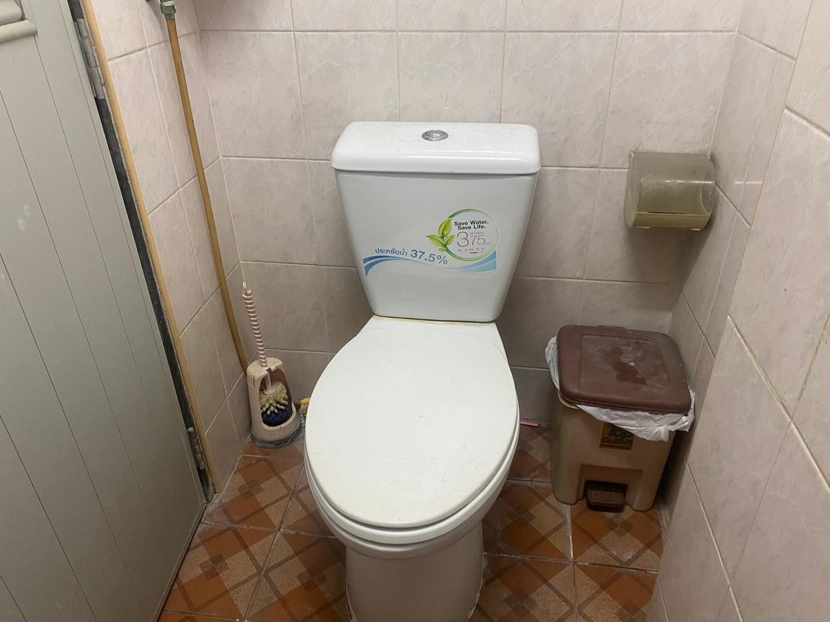 ขายอาคารพาณิชย์เยาวราช บางลำพู : 94184 - ขาย อาคารพาณิชย์ 4ชั้นครึ่ง ถนนถั่วเพราะ ถนน22กรกฏาคม5 เขตป้อมปราบศัตรูพ่าย ใกล้วัดพลับพลาไชย สถานีรถไฟฟ้าวัดมังกร ใกล้เยาวราช