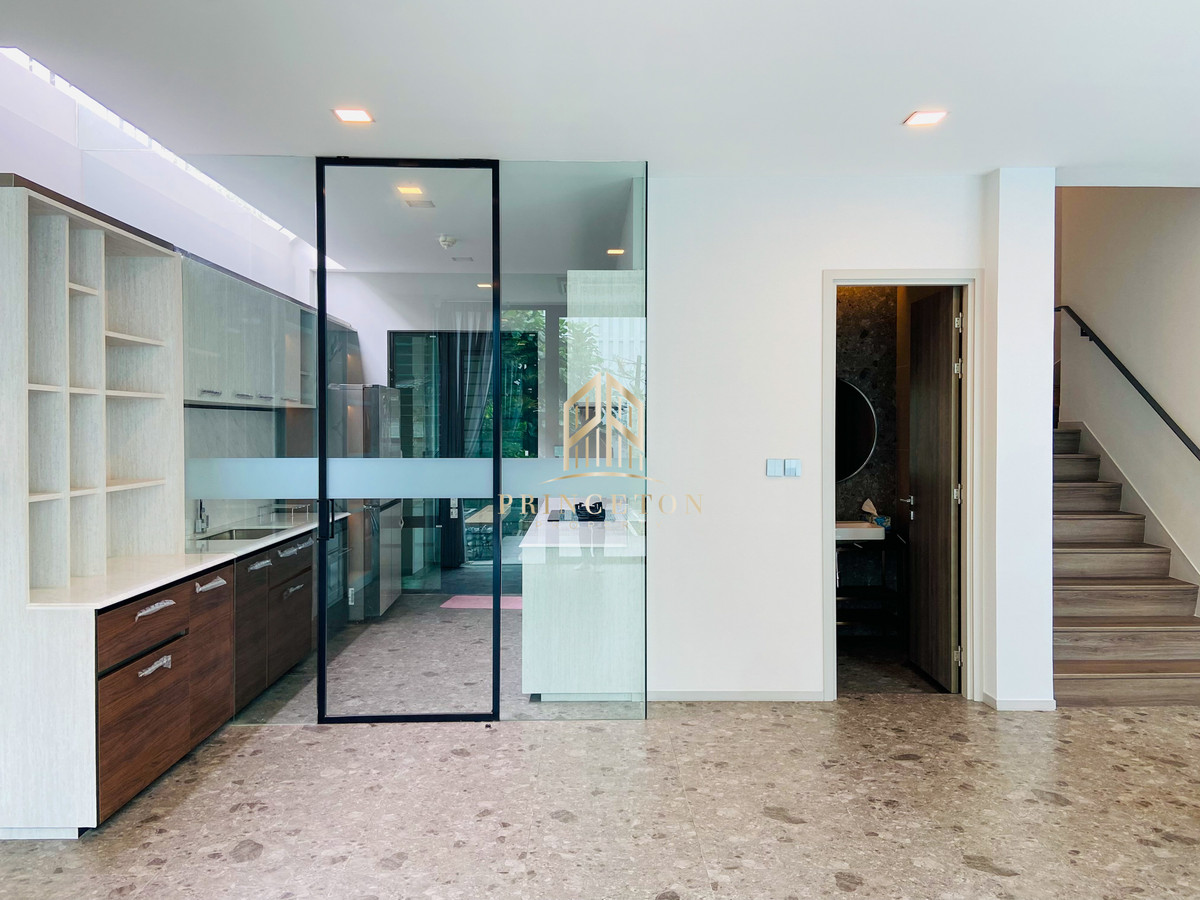 HousePattanakan, Srinakarin : Nantawan Rama 9 - Srinakarin 📞092-4252445