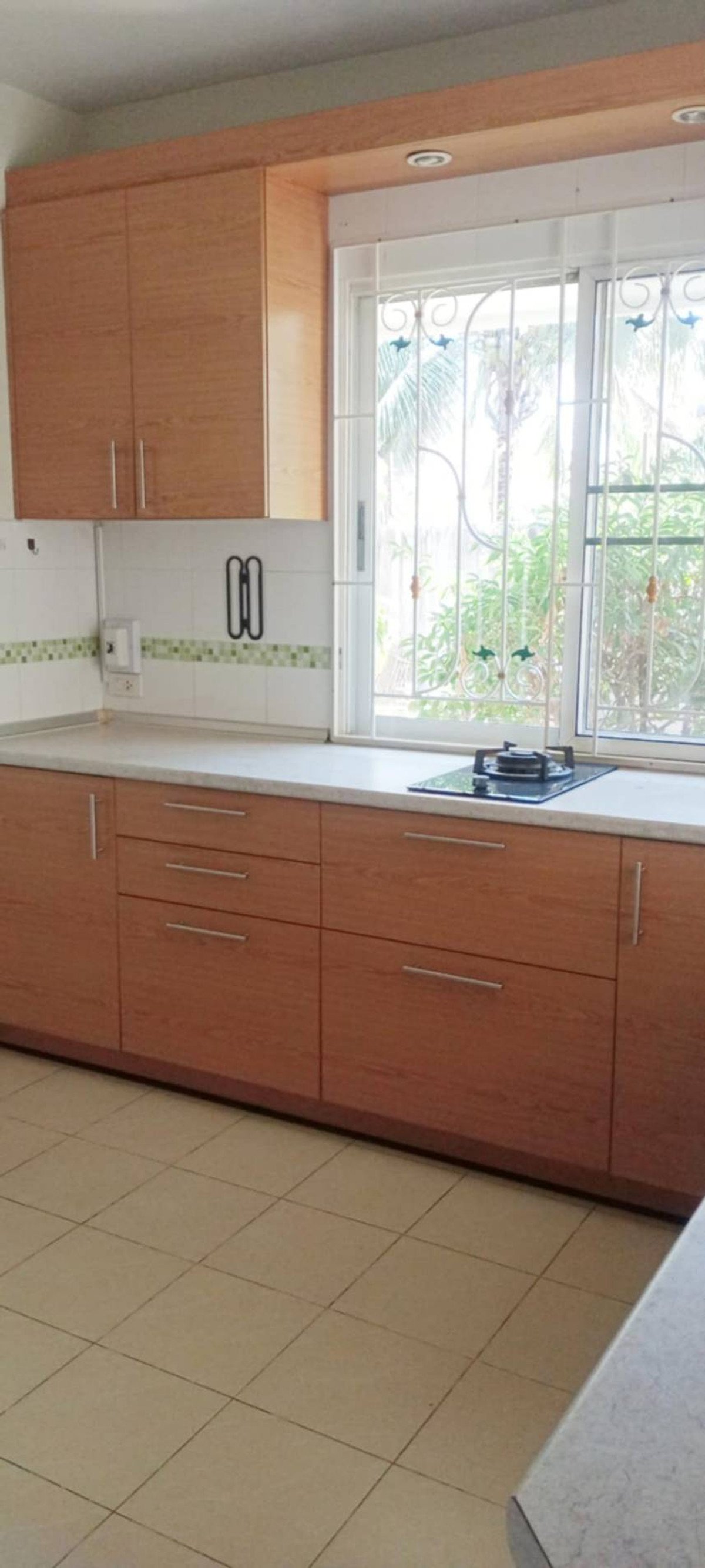 บ้านเชียงใหม่ : 92173 - ขาย/ให้เช่าบ้านเดี่ยว 2 ชั้น บ้านสวย ทำเลดี ราคาคุ้มค่าในย่านนี้! บรรยากาศร่มรื่นย์ น่าอยู่สุดๆ! โครงการกาญจน์กนกวิลล์ 2 สันทราย เชียงใหม่