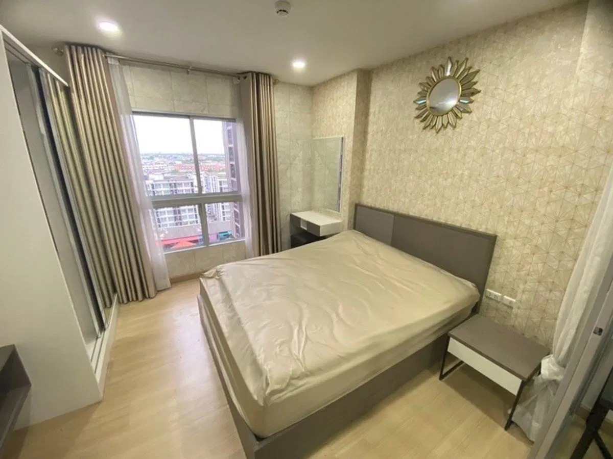 For SaleCondoBang kae, Phetkasem : (Code T257) Condo for sale Supalai veranda phasi charoen station: Supalai Veranda Phasi Charoen Station, next to MRT Phasi Charoen.