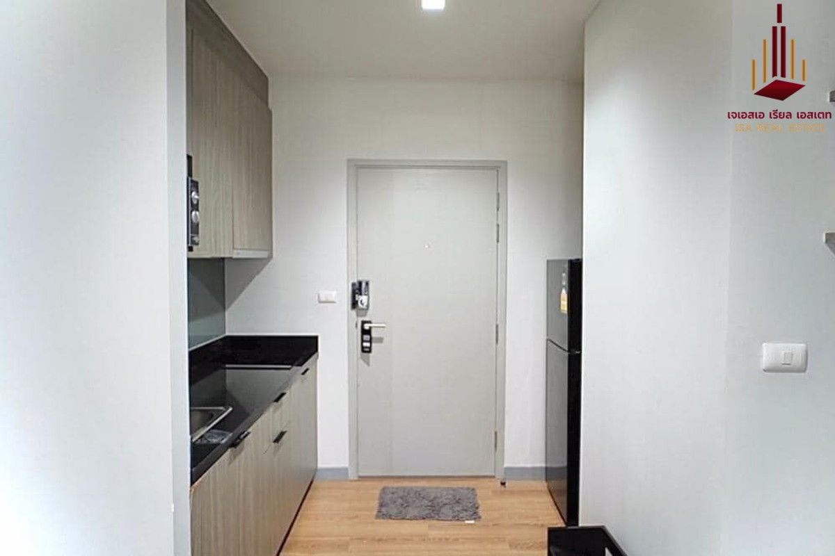 For SaleCondoLadprao, Central Ladprao : ✨ For Sale: Chapter One Midtown Ladprao 24 Condo ✨ 💰 Only 6,390,000 THB