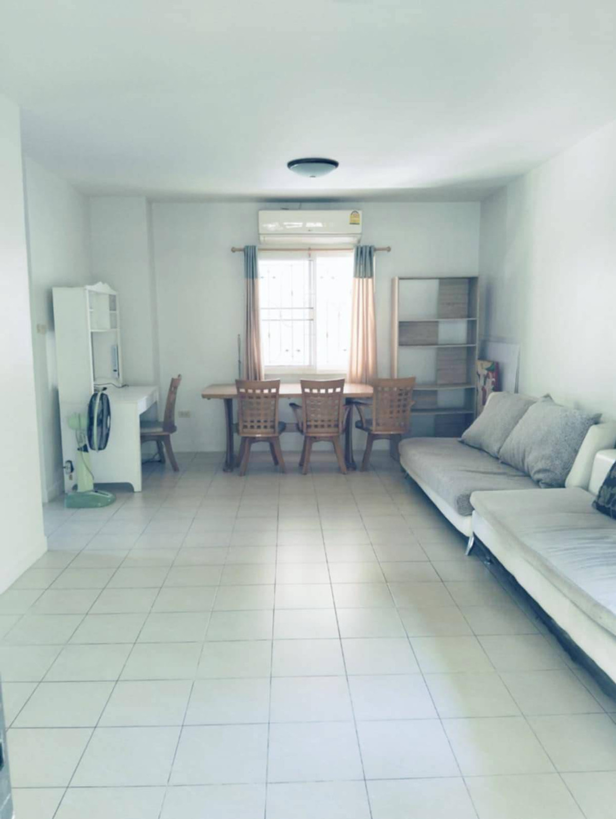 บ้านเชียงใหม่ : 92173 - ขาย/ให้เช่าบ้านเดี่ยว 2 ชั้น บ้านสวย ทำเลดี ราคาคุ้มค่าในย่านนี้! บรรยากาศร่มรื่นย์ น่าอยู่สุดๆ! โครงการกาญจน์กนกวิลล์ 2 สันทราย เชียงใหม่