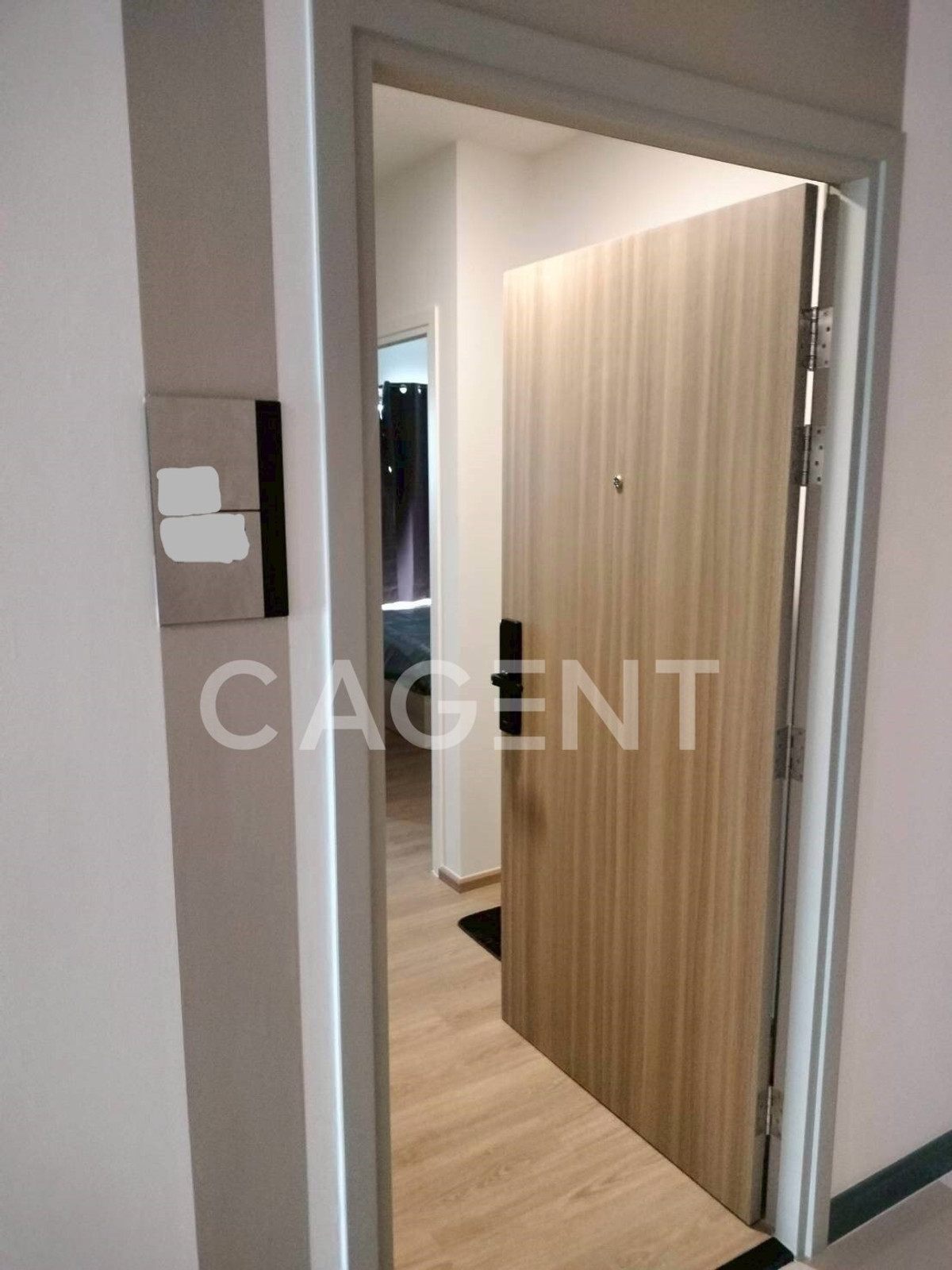 For RentCondoKoh Samui, Surat Thani : Escent Ville Surat Thani project next to Central Surat Thani Ready to enter the new project, High rise buildings