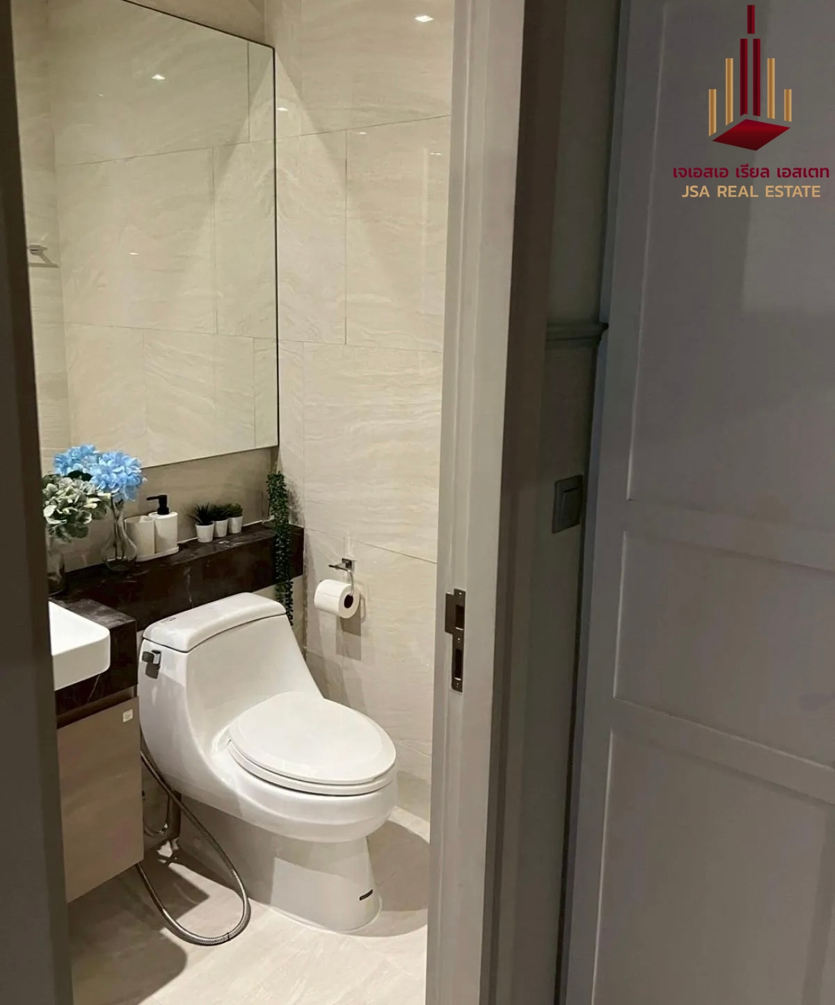 ให้เช่าคอนโดสีลม ศาลาแดง บางรัก : ✨ For Rent: Ashton Silom Condo ✨ 💰 Only 32,000 THB/month