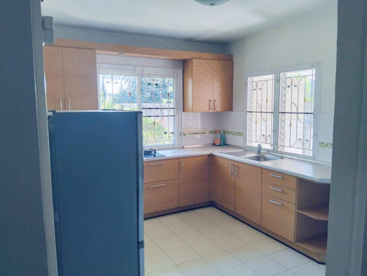 บ้านเชียงใหม่ : 92173 - ขาย/ให้เช่าบ้านเดี่ยว 2 ชั้น บ้านสวย ทำเลดี ราคาคุ้มค่าในย่านนี้! บรรยากาศร่มรื่นย์ น่าอยู่สุดๆ! โครงการกาญจน์กนกวิลล์ 2 สันทราย เชียงใหม่