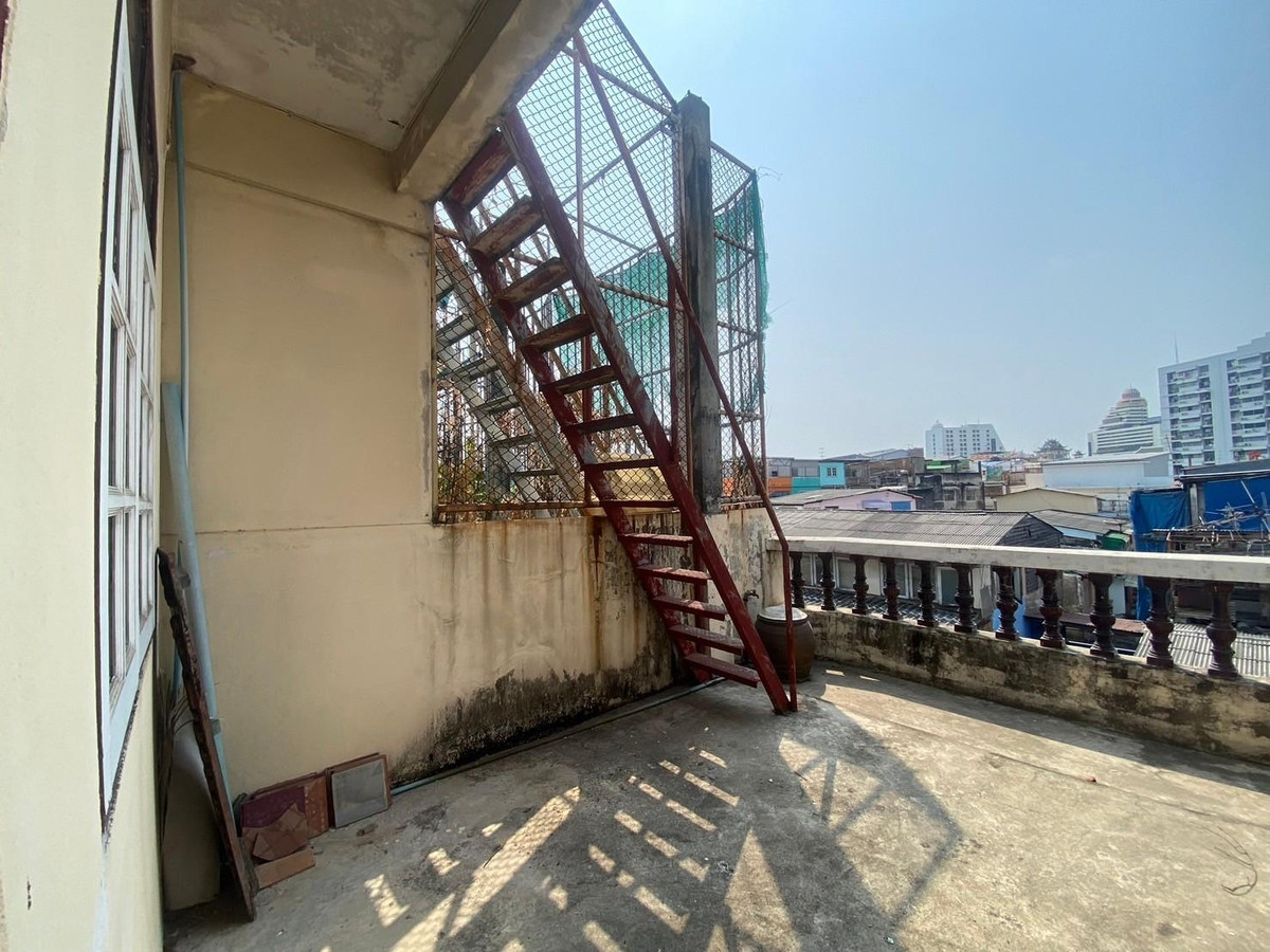 ขายอาคารพาณิชย์เยาวราช บางลำพู : 94184 - ขาย อาคารพาณิชย์ 4ชั้นครึ่ง ถนนถั่วเพราะ ถนน22กรกฏาคม5 เขตป้อมปราบศัตรูพ่าย ใกล้วัดพลับพลาไชย สถานีรถไฟฟ้าวัดมังกร ใกล้เยาวราช