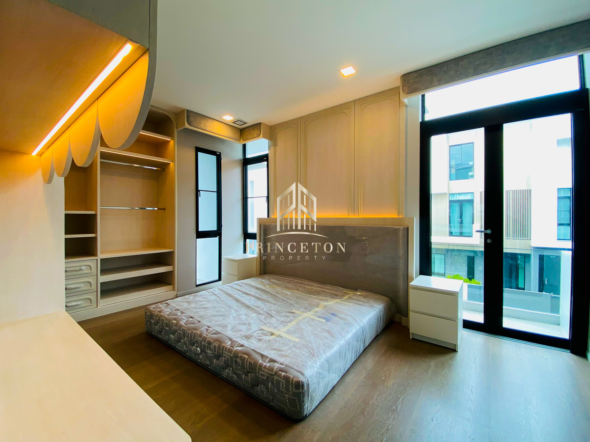 HousePattanakan, Srinakarin : Nantawan Rama 9 - Srinakarin 📞092-4252445