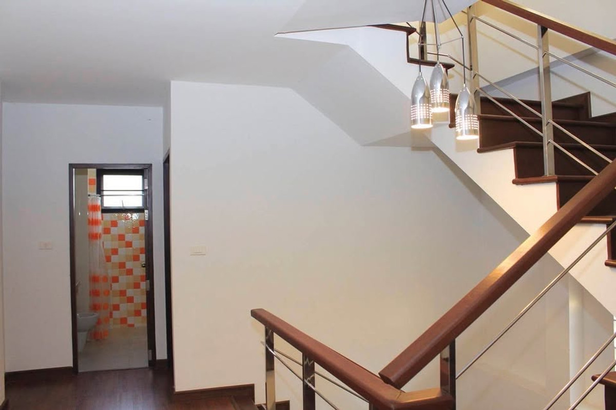 ให้เช่าทาวน์โฮมอารีย์ อนุสาวรีย์ : HR2970ให้เช่าโฮมออฟฟิศ 3 ชั้น สไตล์โมเดิร์น ซอยพหลโยธิน7 ใกล้BTS อารีย์ เหมาะอยู่อาศัย หรือทำออฟฟิศ