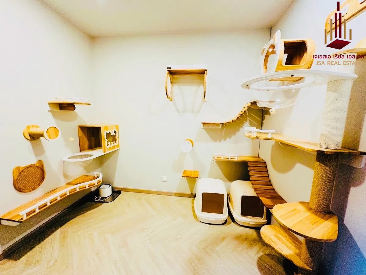 For SaleCondoLadprao, Central Ladprao : ✨ For Sale: Metris Ladprao Condo ✨ 💰 Only 6,290,000 THB