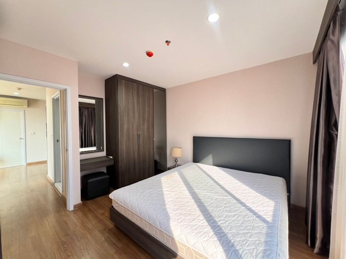 ให้เช่าคอนโดบางซื่อ วงศ์สว่าง เตาปูน : 💖ปล่อยเช่า ห้องสวย รีบด่วน  Condo The Tree Interchange ติดห้างเกตเวย์บางซื่อ / 2 ห้องนอน ขนาด 56 ตรม  ราคาเพียง   21,000 บาท/สอบถามได้นะคะ 🟢 Line : atfirm2010💖