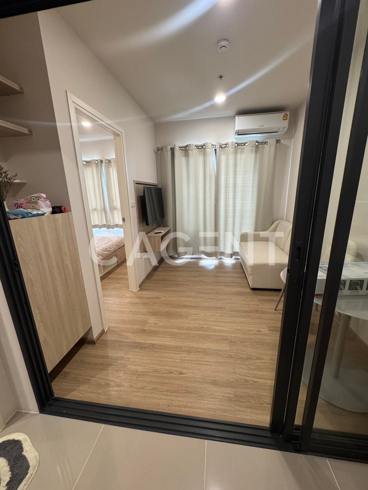 For RentCondoKoh Samui, Surat Thani : Escent Ville Surat Thani project next to Central Surat Thani Ready to enter the new project, tall buildings