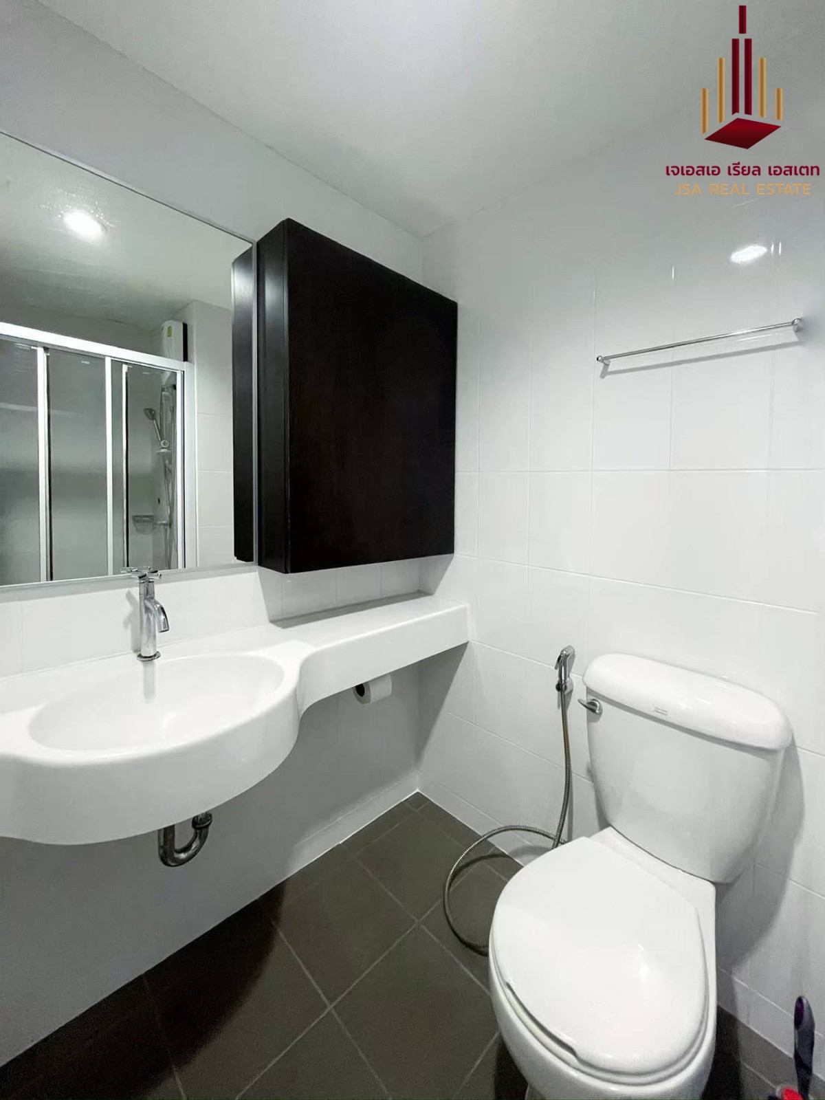 For SaleCondoKaset Nawamin,Ladplakao : ✨ For Sale: Lumpini Condo Town Ramindra – Latplakhao 2 Condo ✨ 💰 Only 3,400,000 THB