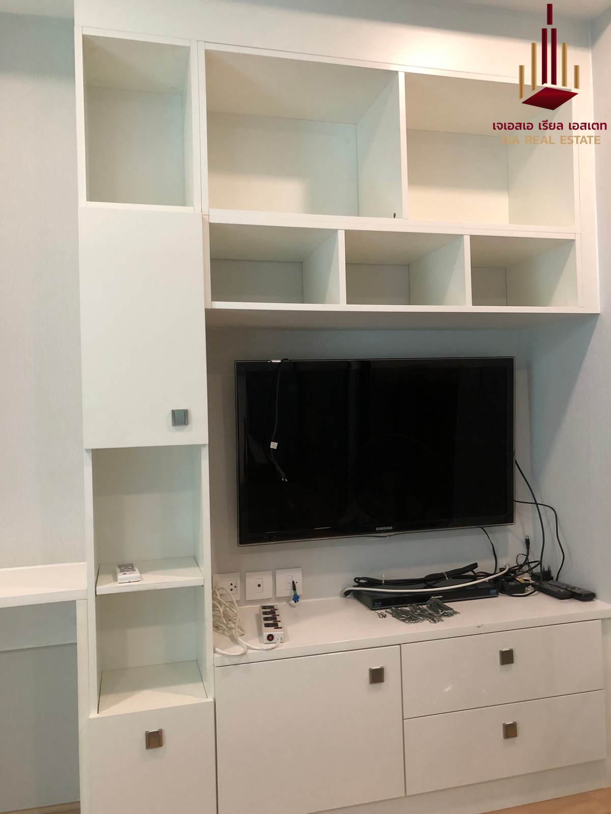 For SaleCondoAri,Anusaowaree : ✨ For Sale: Maestro 07 Victory Monument Condo ✨ 💰 Only 4,500,000 THB