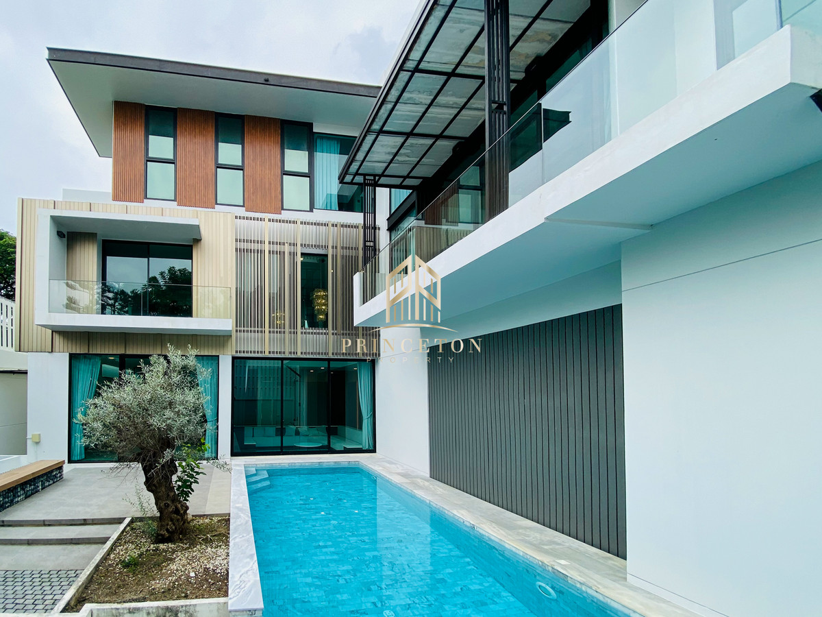 HousePattanakan, Srinakarin : Nantawan Rama 9 - Srinakarin 📞092-4252445