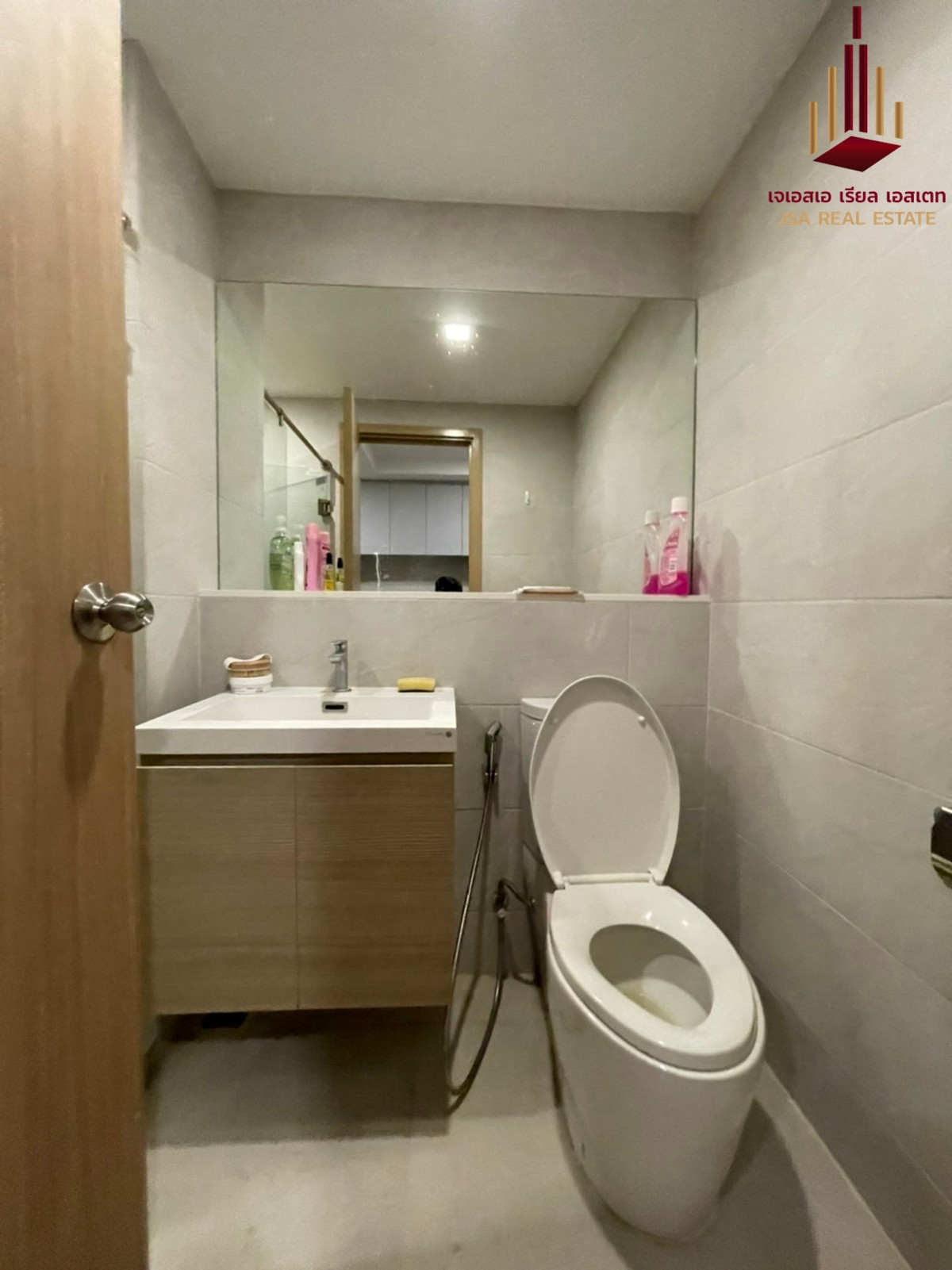 For SaleCondoAri,Anusaowaree : ✨ For Sale: Maestro 07 Victory Monument Condo ✨ 💰 Only 4,500,000 THB