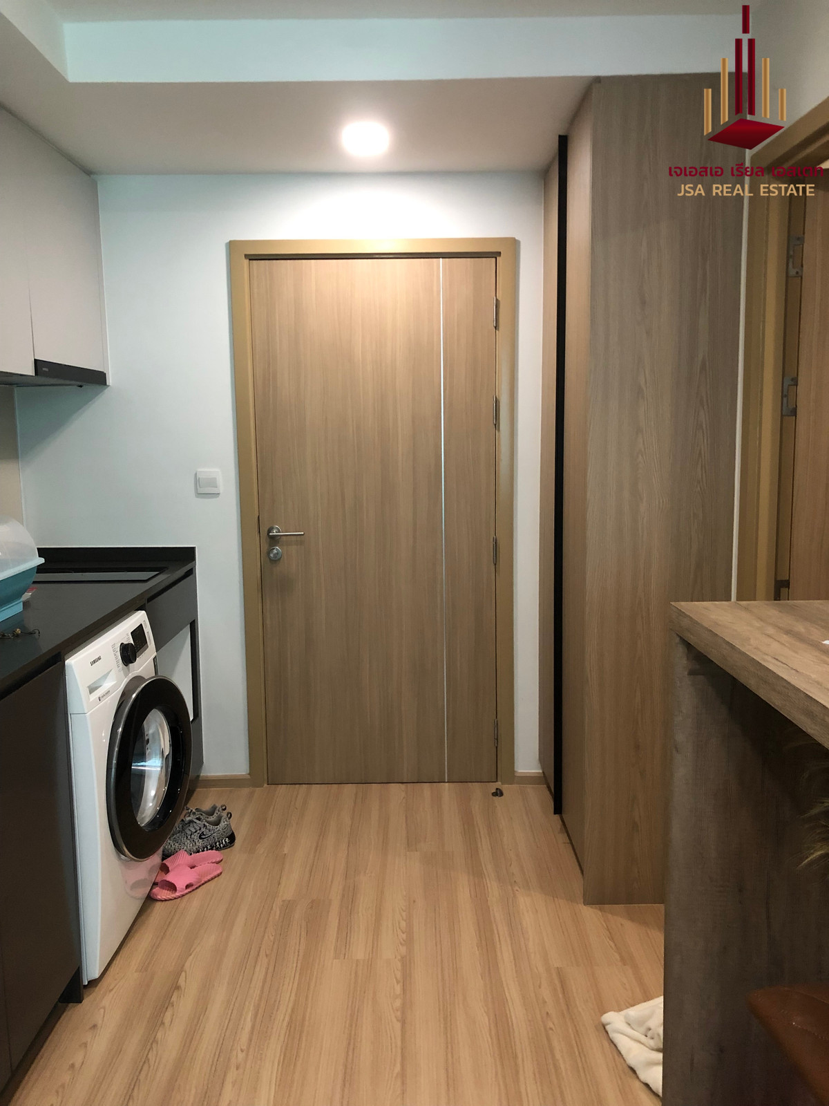 For SaleCondoAri,Anusaowaree : ✨ For Sale: Maestro 07 Victory Monument Condo ✨ 💰 Only 4,500,000 THB