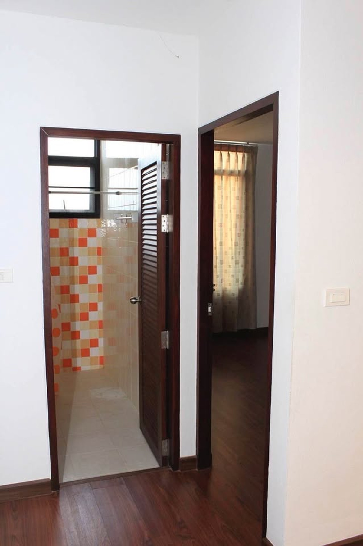 ให้เช่าทาวน์โฮมอารีย์ อนุสาวรีย์ : HR2970ให้เช่าโฮมออฟฟิศ 3 ชั้น สไตล์โมเดิร์น ซอยพหลโยธิน7 ใกล้BTS อารีย์ เหมาะอยู่อาศัย หรือทำออฟฟิศ