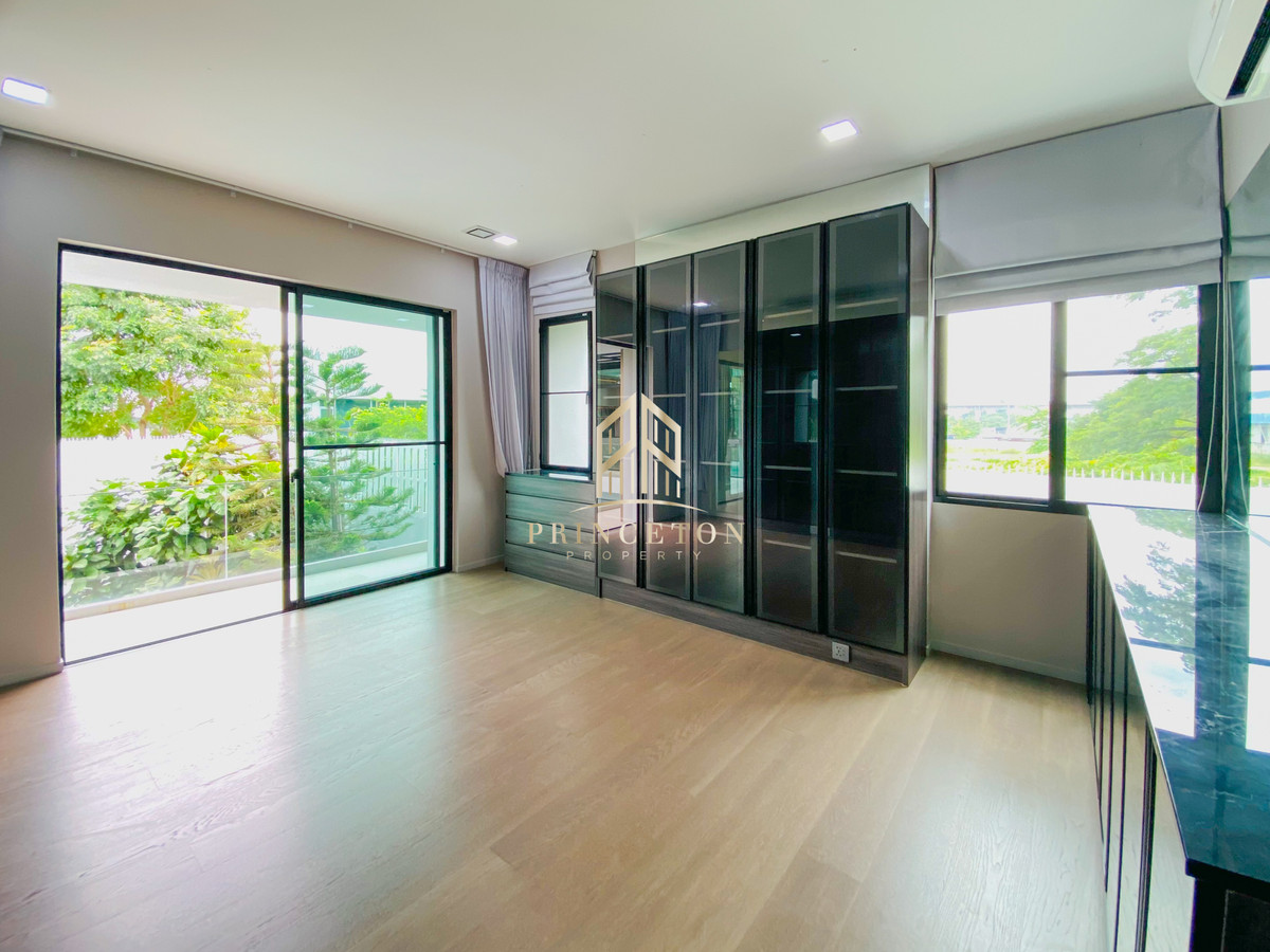 HousePattanakan, Srinakarin : Nantawan Rama 9 - Srinakarin 📞092-4252445