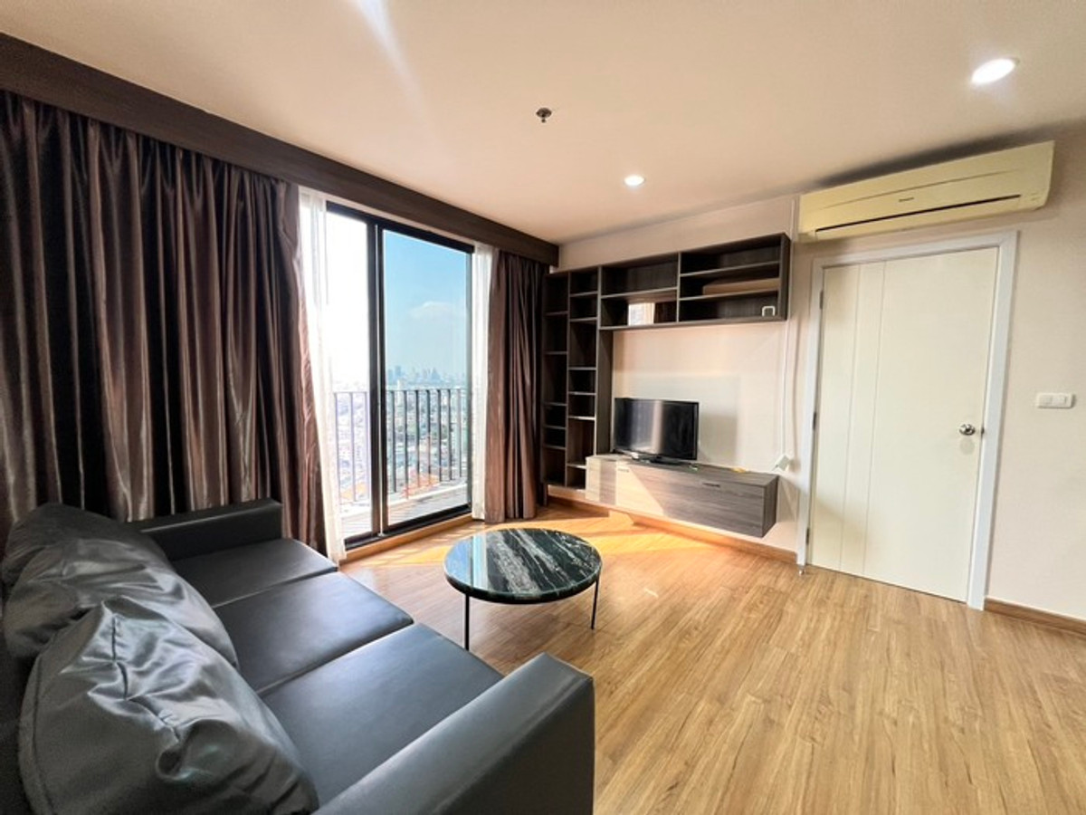 ให้เช่าคอนโดบางซื่อ วงศ์สว่าง เตาปูน : 💖ปล่อยเช่า ห้องสวย รีบด่วน  Condo The Tree Interchange ติดห้างเกตเวย์บางซื่อ / 2 ห้องนอน ขนาด 56 ตรม  ราคาเพียง   21,000 บาท/สอบถามได้นะคะ 🟢 Line : atfirm2010💖