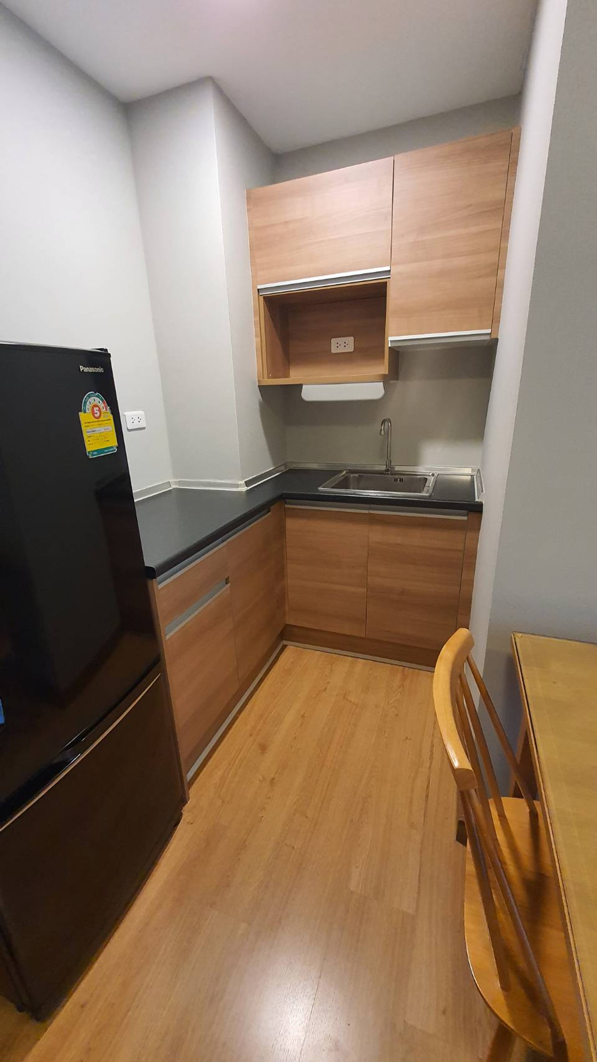 For SaleCondoRama3 (Riverside),Satupadit : 🎉 Best price on Charoen Krung Road. With furniture You can move in now 💼 👉 Price per square meter less than 100K! Call 0994629391 Bird