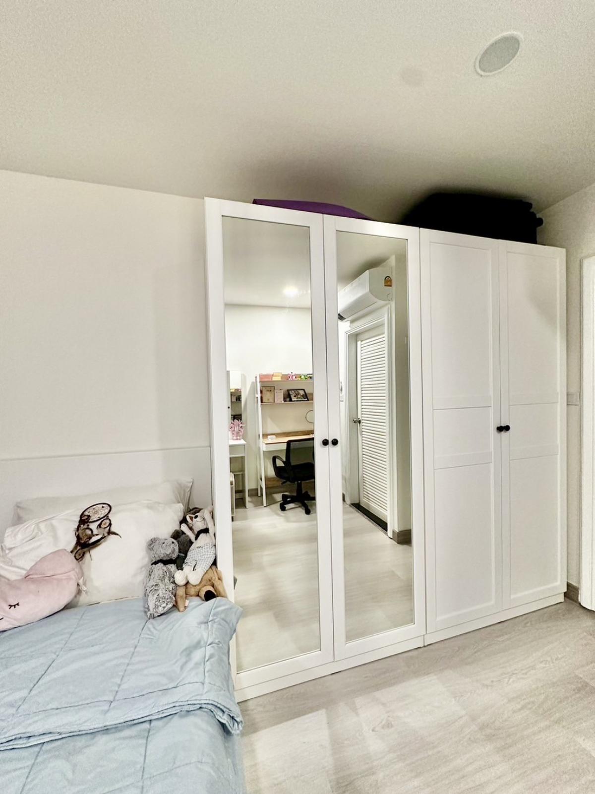 For SaleCondoSukhumvit, Asoke, Thonglor : Royal Castle Sukhumvit / Spacious unit in the heart of Phrom Phong. / 3 Bed 164 sq.m.Tel 0937890899