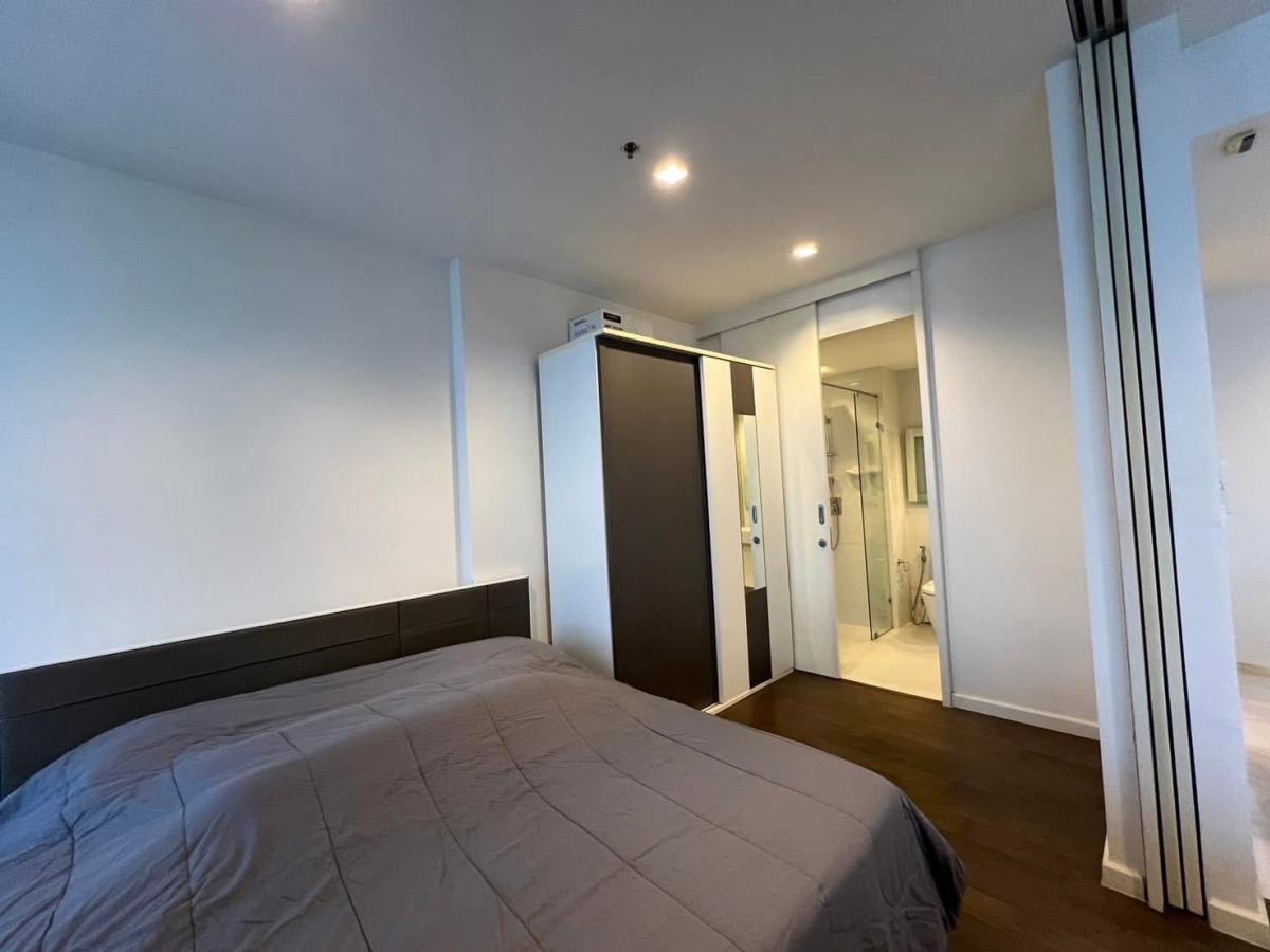 For SaleCondoSathorn, Narathiwat : Nara 9 / Beautiful high-floor unit in a prime location near BTS Chong Nonsi. / 1 Bed 38 sq.m.Tel 0937890899