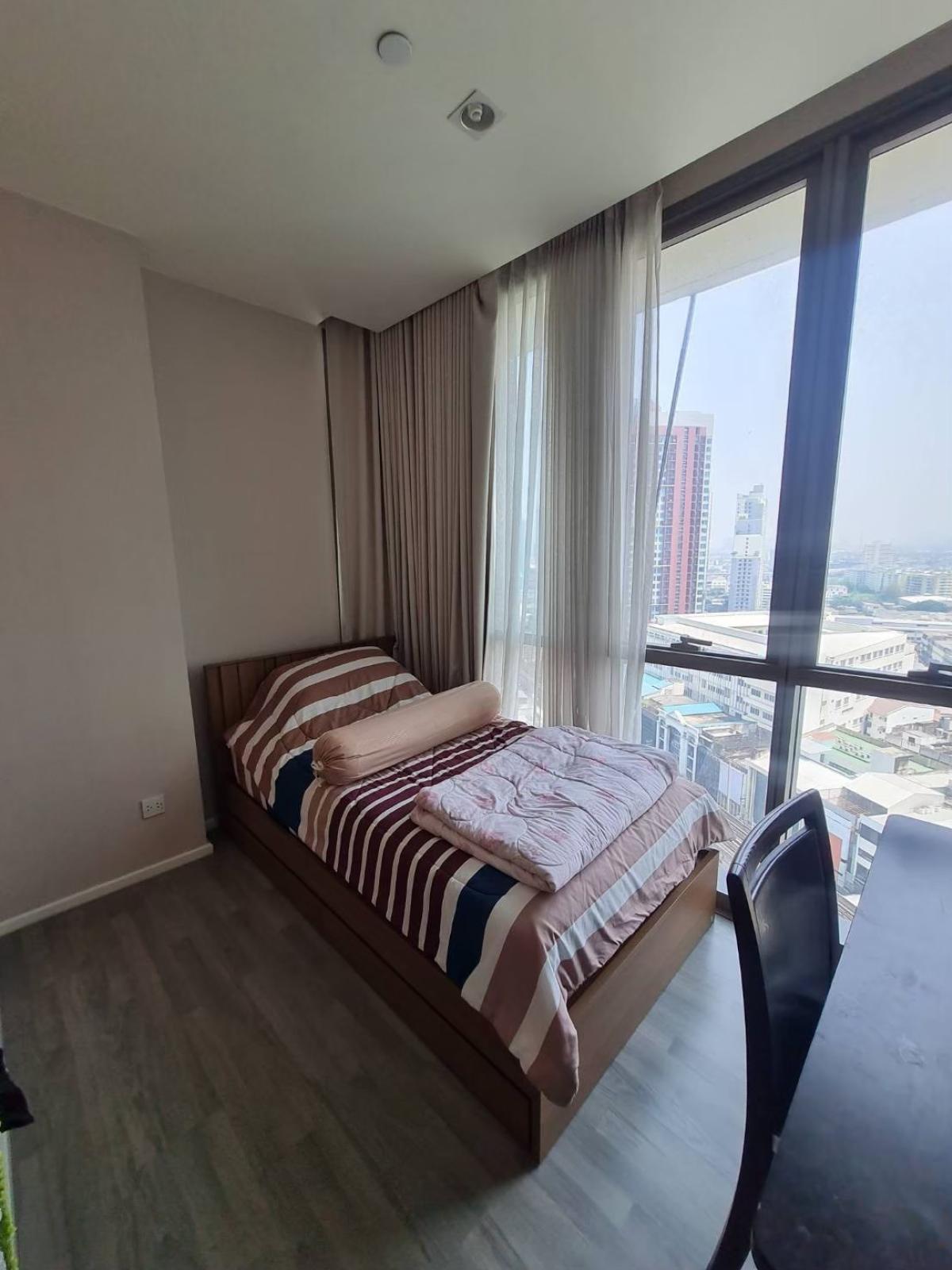 For SaleCondoOnnut, Udomsuk : The Room Sukhumvit 69 / Prime location directly connected to BTS Phra Khanong. / 2 Bed 82 sq.m.Tel 0937890899