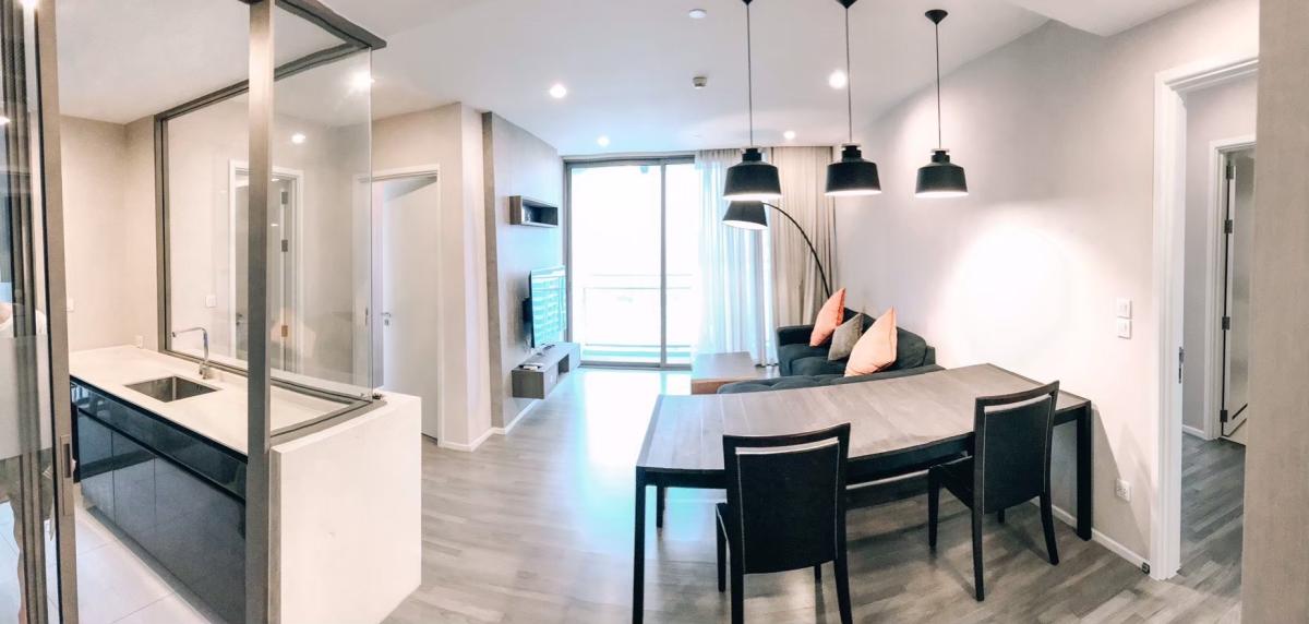 For SaleCondoOnnut, Udomsuk : The Room Sukhumvit 69 / Prime location directly connected to BTS Phra Khanong. / 2 Bed 82 sq.m.Tel 0937890899