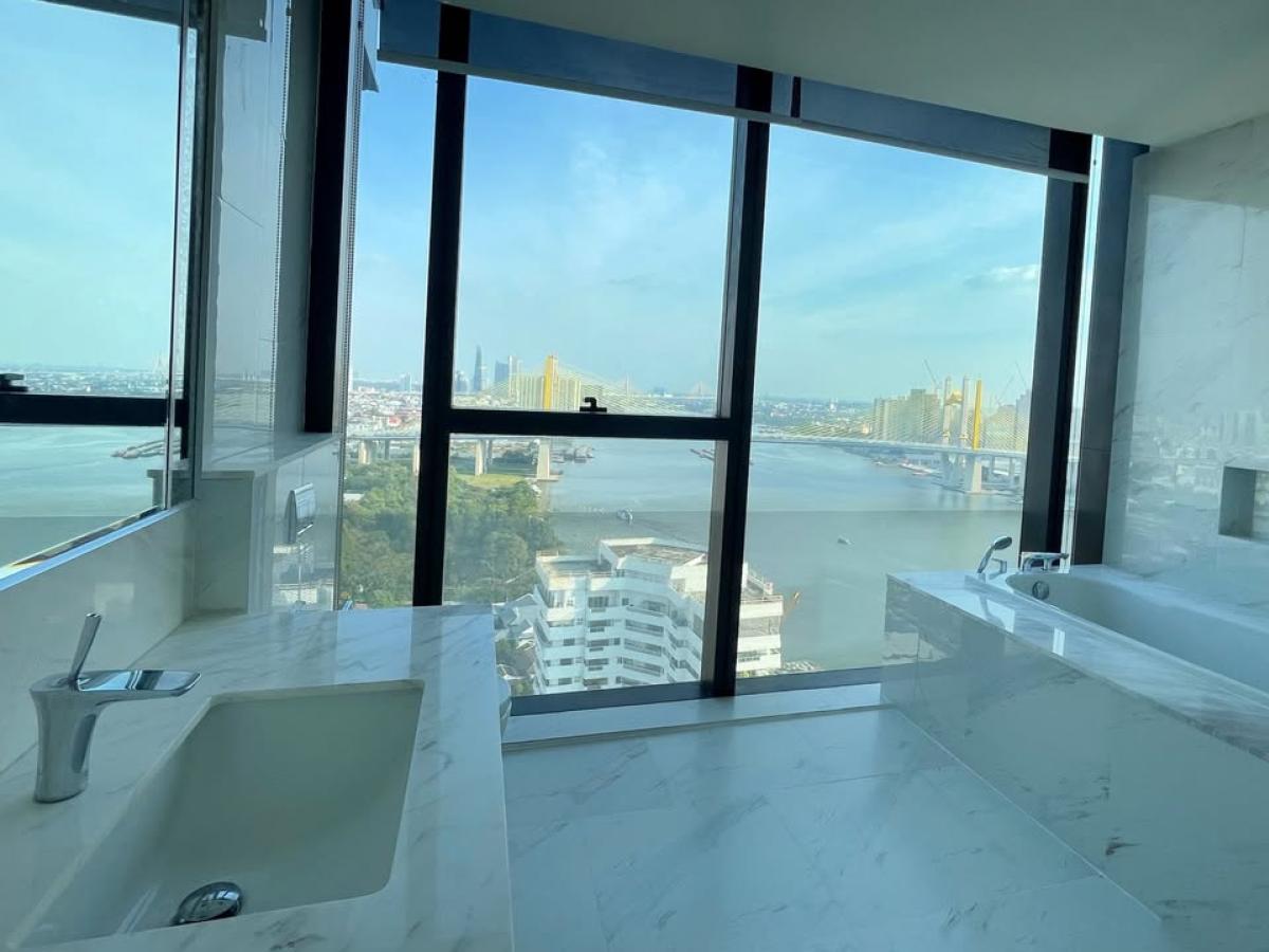 For SaleCondoRama3 (Riverside),Satupadit : Canapaya Residences / Spacious corner unit with panoramic Chao Phraya River views and the best sunset view. comes with a private yacht berth. / 4 Bed 248 sq.m.Tel 0937890899