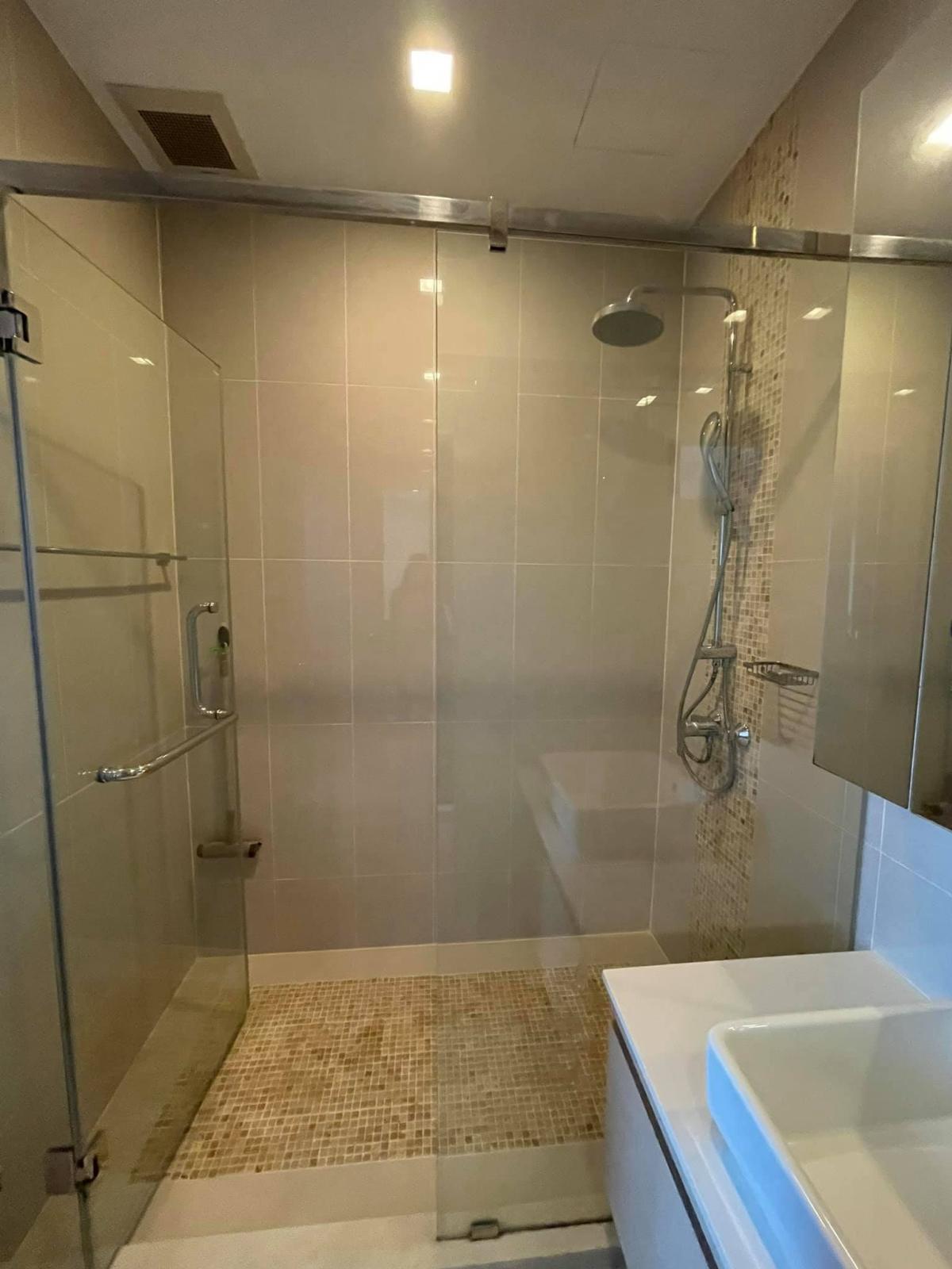 ขายคอนโดพระราม 9 เพชรบุรีตัดใหม่ RCA : Q Asoke / คอนโดหรู ทำเลดีใกล้ MRT เพชรบุรี ARL มักกะสัน / 2 ห้องนอน 49 ตร.ม.โทร 0937890899