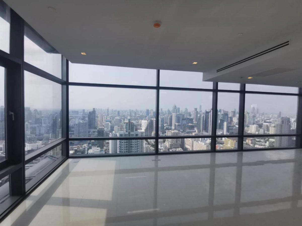 For SaleCondoBang kae, Phetkasem : Circle Living Prototype / High-floor unit with open views in the tallest building on Phetchaburi Road, near MRT Phetchaburi and ARL Makkasan. / 3 Bed 263 sq.m.Tel 0937890899