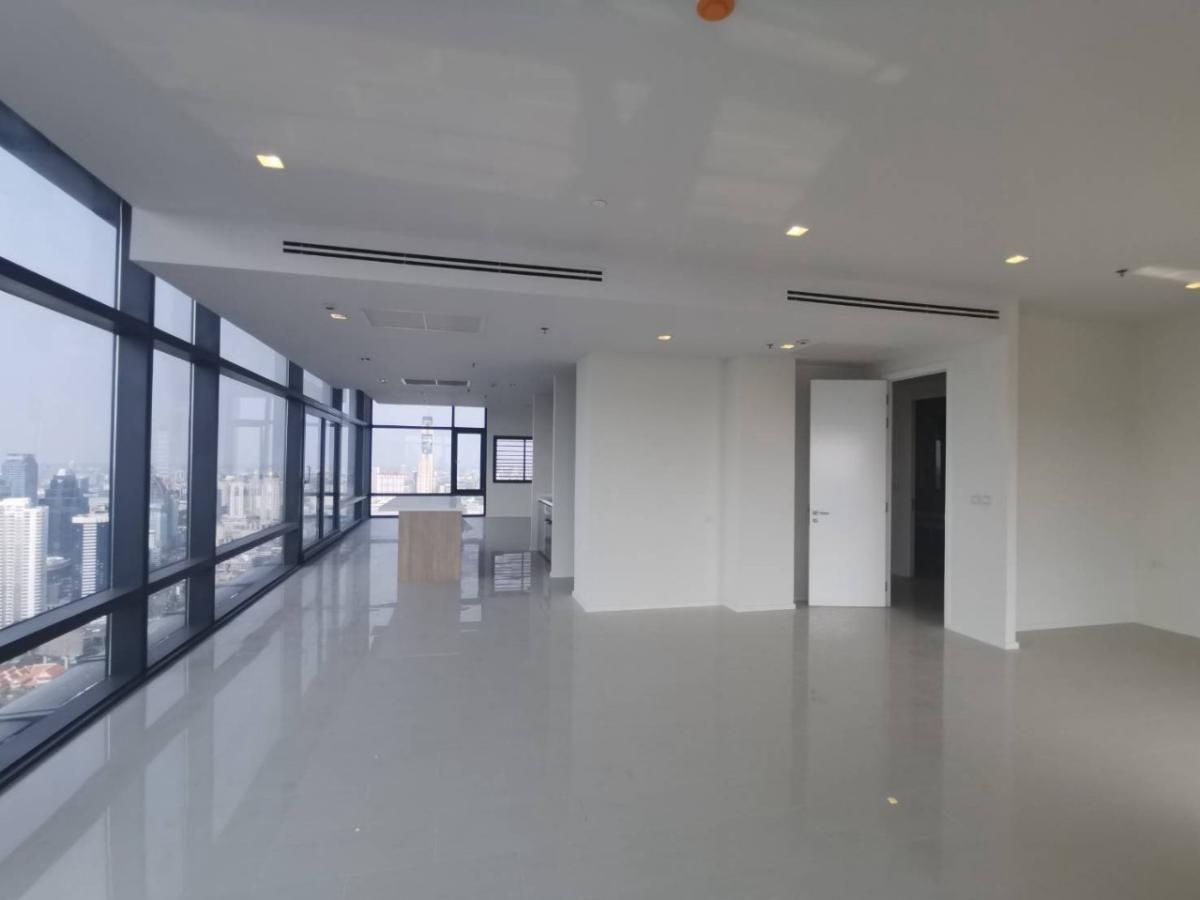 For SaleCondoRama9, Petchburi, RCA : Circle Living Prototype / High-floor unit with open views in the tallest building on Phetchaburi Road, near MRT Phetchaburi and ARL Makkasan. / 3 Bed 263 sq.m.Tel 0937890899