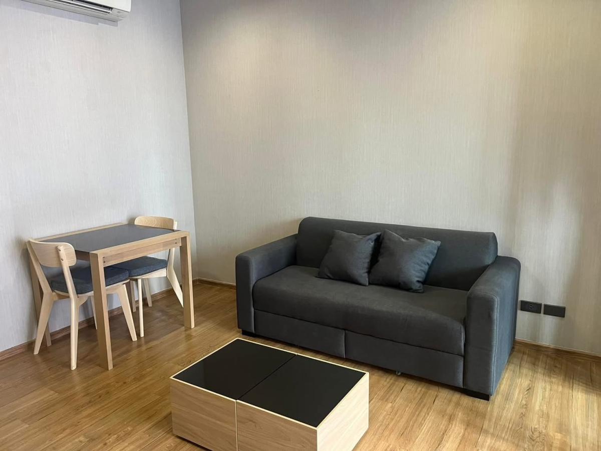 For SaleCondoOnnut, Udomsuk : Hasu Haus Sukhumvit77 / Low-rise condo in the heart of On Nut. / 1 Bed 37 sq.m.Tel 0937890899