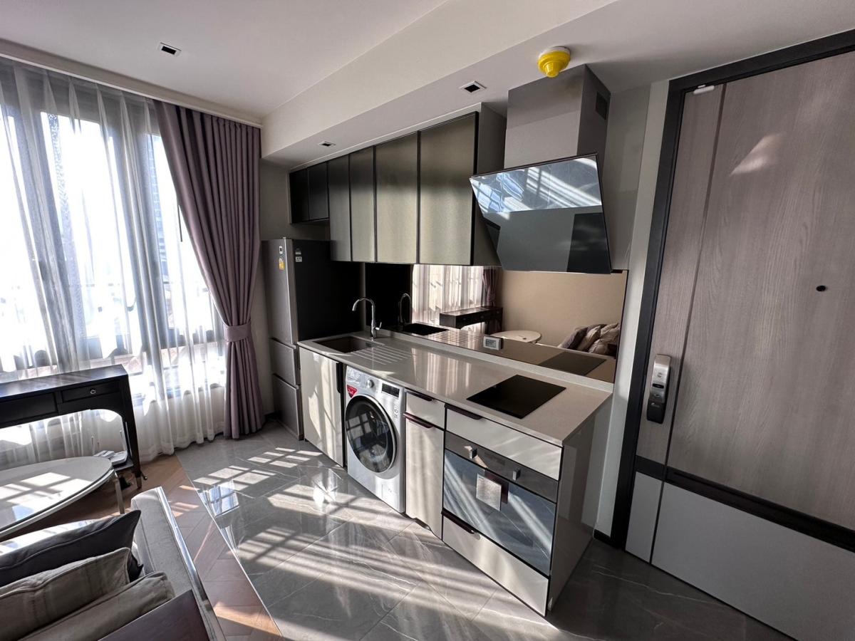 For SaleCondoSukhumvit, Asoke, Thonglor : The Reserve Sukhumvit 61 / Low-rise luxury condo with resort-style living in the heart of Ekkamai–Thong Lo. / 2 Bed 48 sq.m.Tel 0937890899