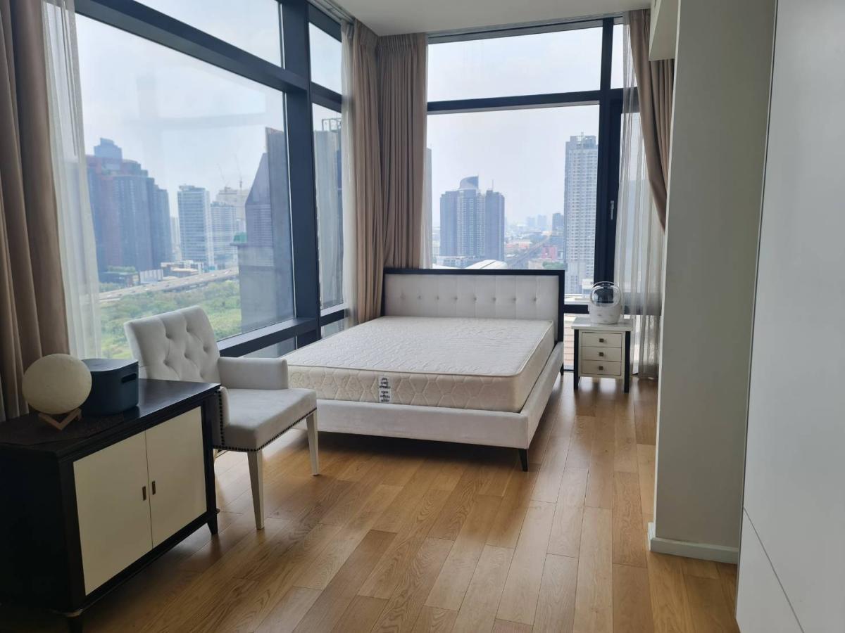 For SaleCondoOnnut, Udomsuk : Life@Sukhumvit 65 / Condo next to BTS Phra Khanong, best price on the market. / 2 Bed 64 sq.m.Tel 0937890899