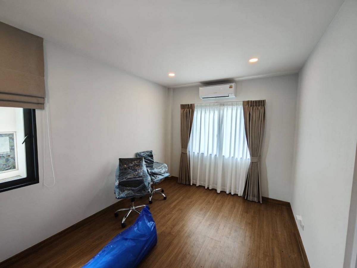 ให้เช่าบ้านวิภาวดี ดอนเมือง หลักสี่ : 28/02/2026, บ้านหรู 4 ห้องนอน กลางเมือง วิภาวดี 
Luxury 4-Bedroom Home in the Heart of Vibhavadi