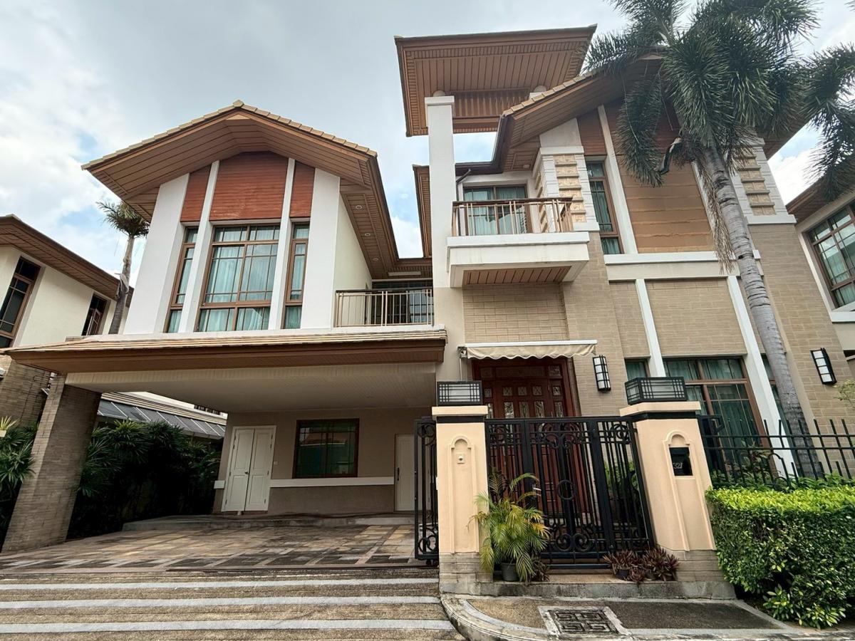 ขายบ้านอ่อนนุช อุดมสุข : 28/02/2026, บ้านเดี่ยวหรู 4 ห้องนอน ใจกลางสุขุมวิท 67 
พร้อมที่ดิน 83 ตร.วา ราคา 70 ล้านเท่านั้น!