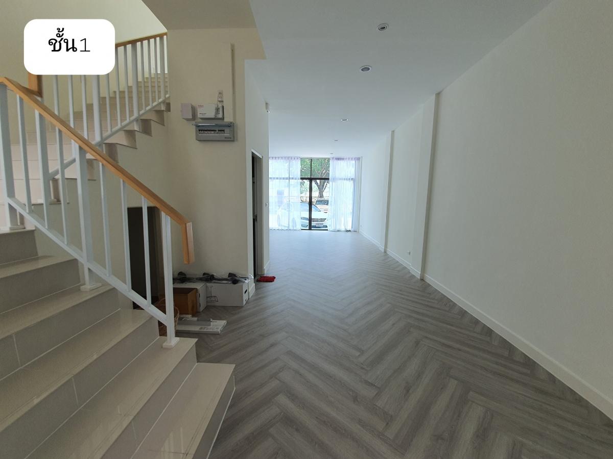 ขายทาวน์โฮมลาดกระบัง สุวรรณภูมิ : 28/02/2026, โฮมออฟฟิศ 4 ชั้น ใกล้บางนา-วงแหวน ลงตัวธุรกิจ-บ้านพัก ขาย 11.9 ล้าน หรือเช่า 50,000 บาท/เดือน พร้อมเข้าอยู่ทันที