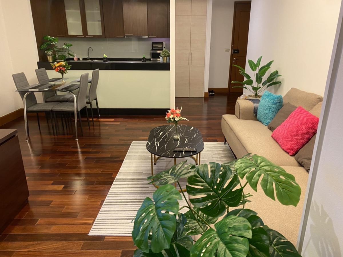 ขายคอนโดสาทร นราธิวาส : 03/04/2026, รวมค่าโอนคอนโดหรู Sky Villas Sathorn 2 ห้องนอน ใกล้ BTS ช่องนนทรี 
ราคาเพียง 6.6 ลบ. พร้อมสิ่งอำนวยความสะดวกครบครัน! 0642748883