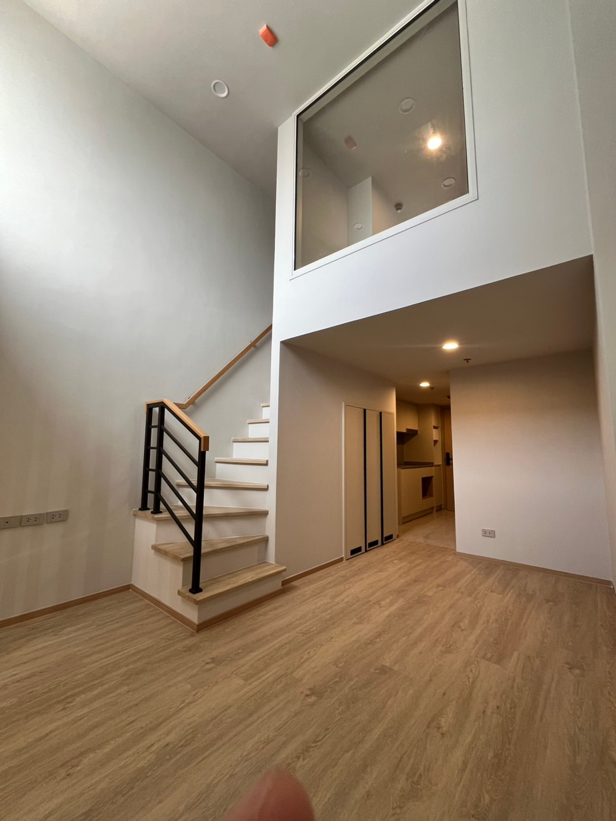 ขายคอนโดสยาม จุฬา สามย่าน : ประกาศขาย Culture Chula: ห้อง Duplex Freehold  ใจกลางสามย่าน-จุฬาฯ ติดรถไฟฟ้า 2 สาย! 087-808-3690 (ฟีฟ่า)